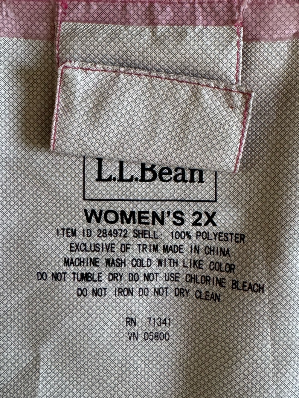 L.L. Bean Waterproof Hooded Rain Jacket Packable Shell Oink 2X - Picture 3 of 11
